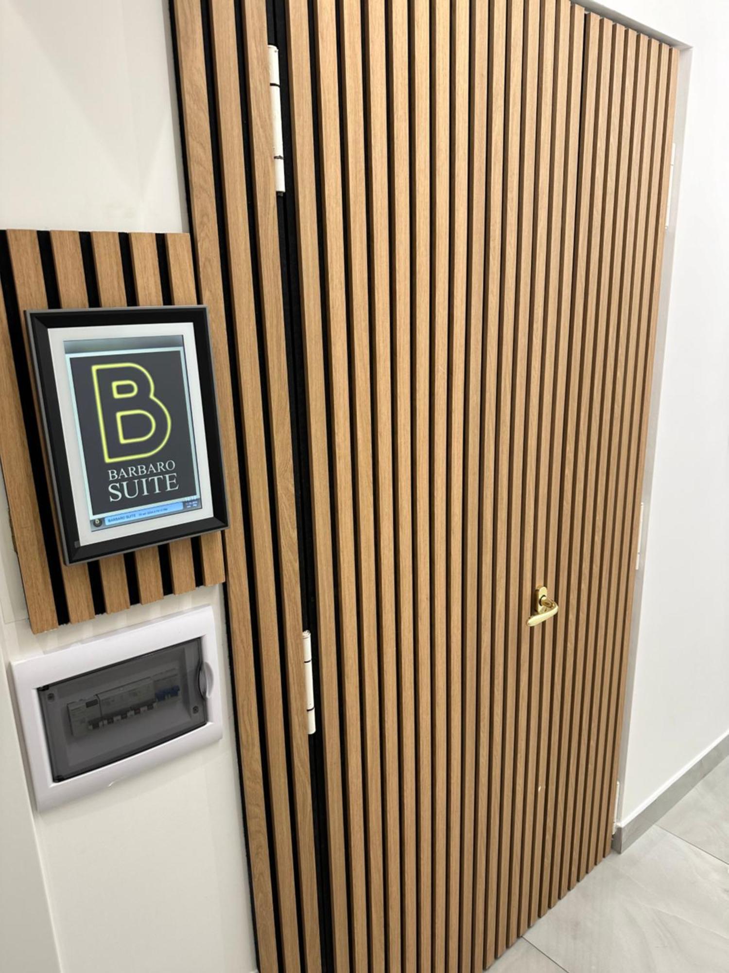 Barbaro Suite & Apartment Νάπολη Εξωτερικό φωτογραφία